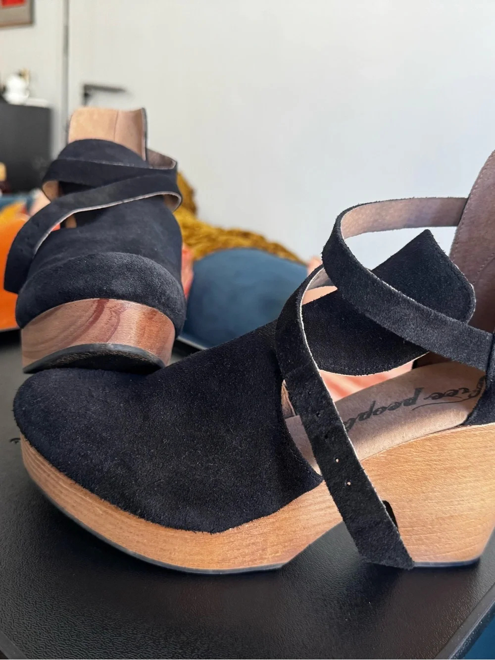 Free People Cedar Clog - Black Suede Platforms with Straps -  NEVER WORN Sz 39/9